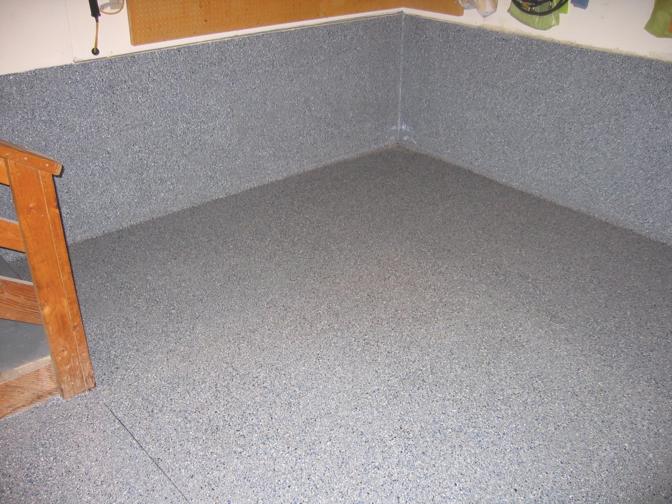Colored Quartz with Recycled Glass — System 315